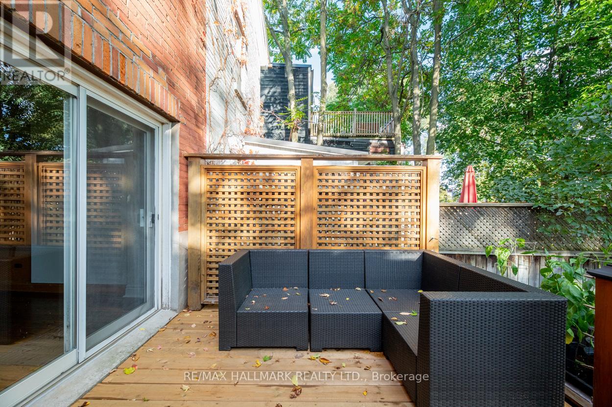 239 Bain Avenue, Toronto, Ontario  M4K 1G2 - Photo 31 - E12479940