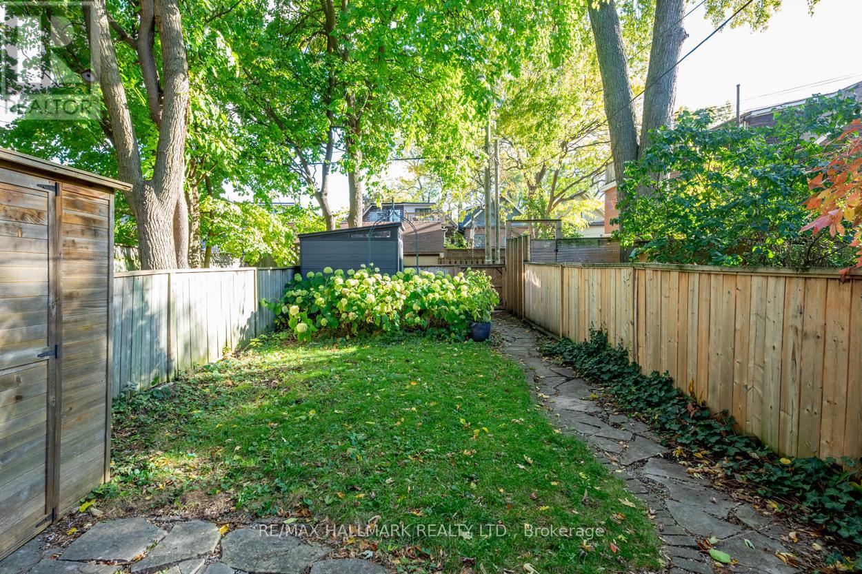 239 Bain Avenue, Toronto, Ontario  M4K 1G2 - Photo 34 - E12479940