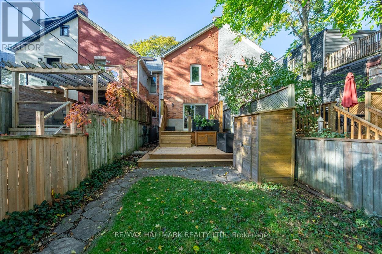 239 Bain Avenue, Toronto, Ontario  M4K 1G2 - Photo 36 - E12479940