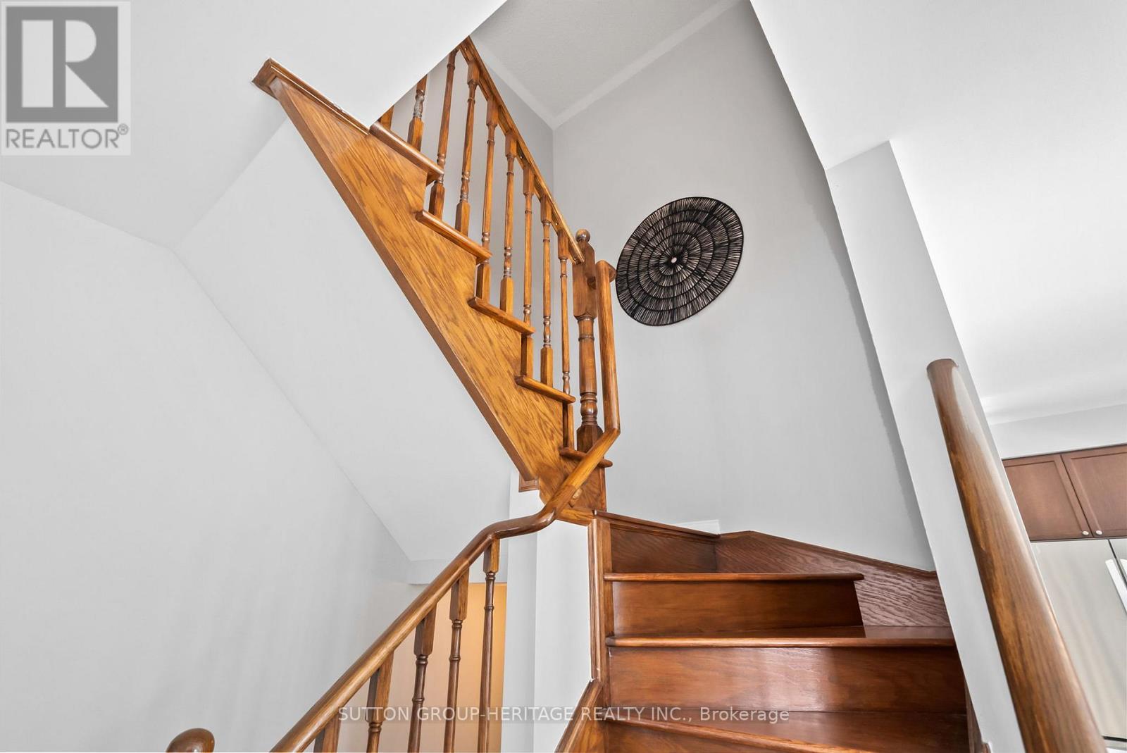 2328 Pilgrim Square, Oshawa, Ontario  L1L 0C2 - Photo 11 - E12479946