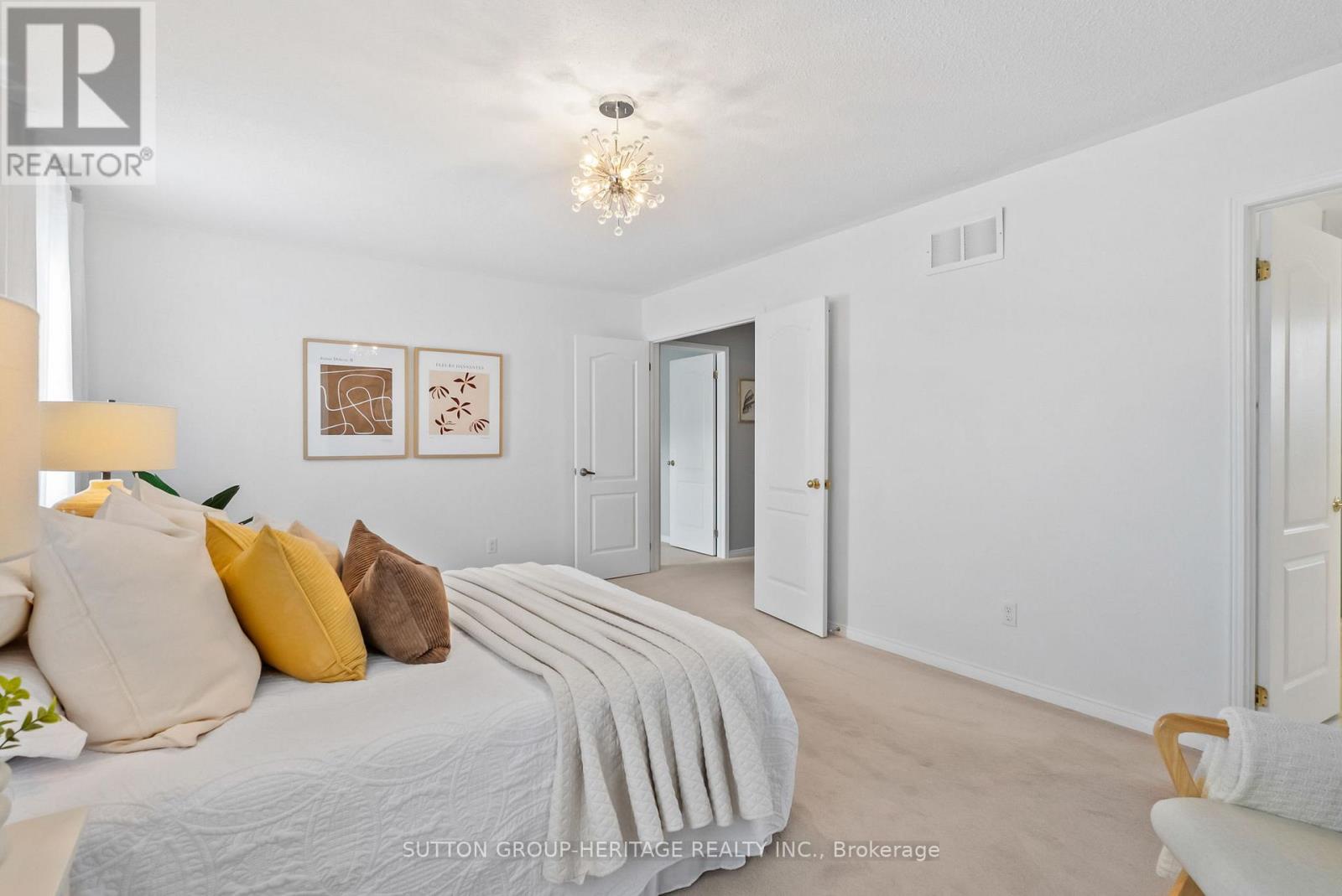 2328 Pilgrim Square, Oshawa, Ontario  L1L 0C2 - Photo 14 - E12479946
