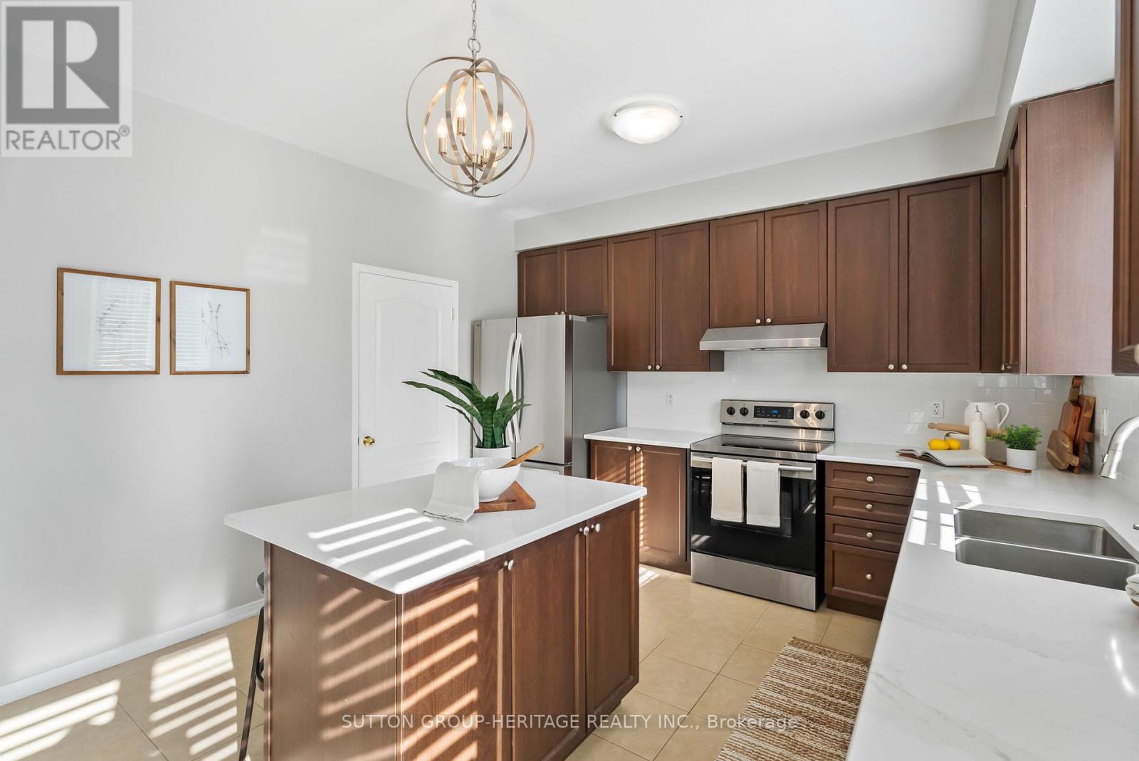 2328 Pilgrim Square, Oshawa, Ontario  L1L 0C2 - Photo 39 - E12479946