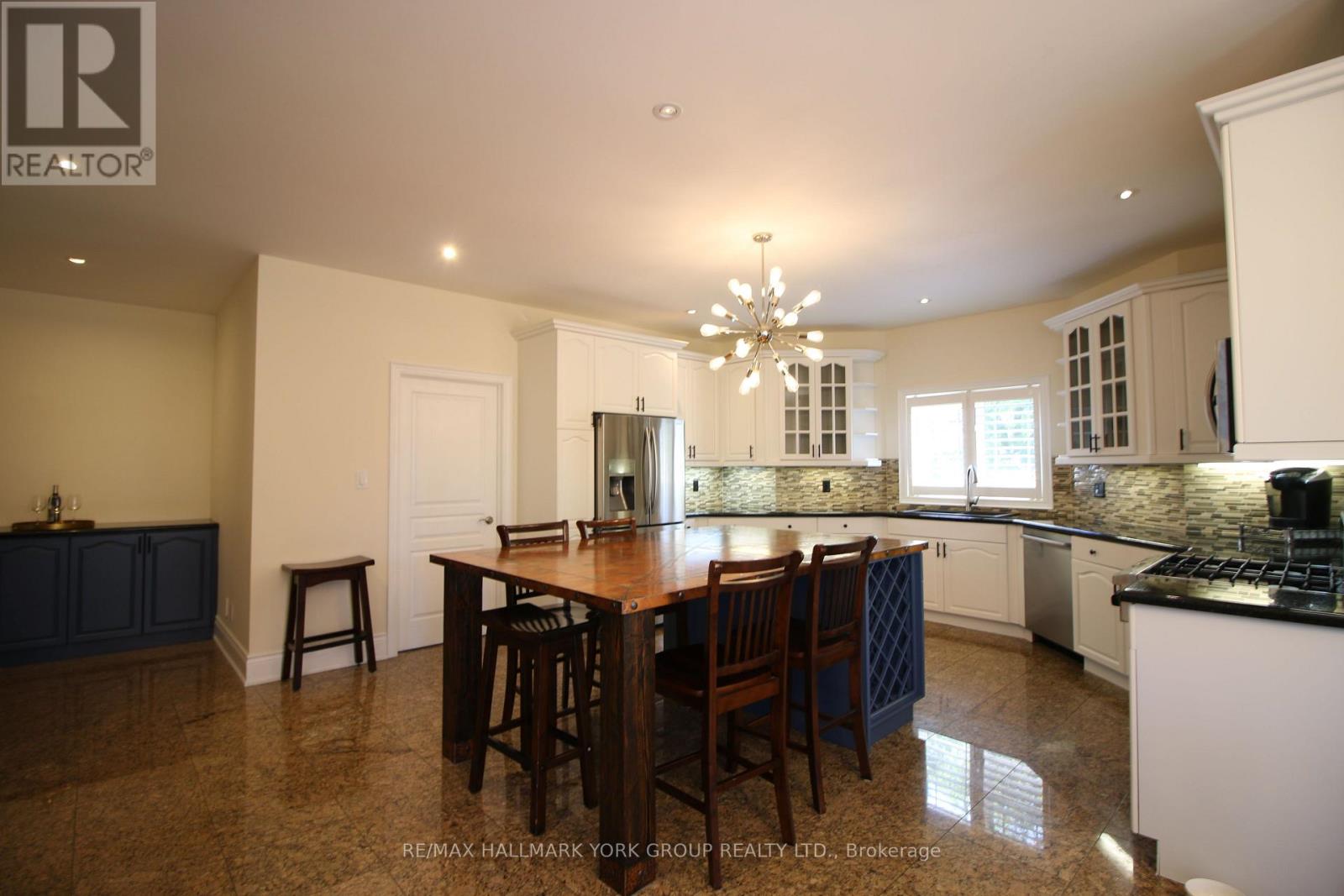 17 Duncton Wood Crescent, Aurora (Hills Of St Andrew), Ontario  L4G 7T4 - Photo 13 - N12479920