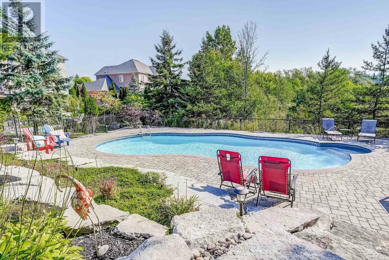 17 Duncton Wood Crescent, Aurora (Hills Of St Andrew), Ontario  L4G 7T4 - Photo 46 - N12479920
