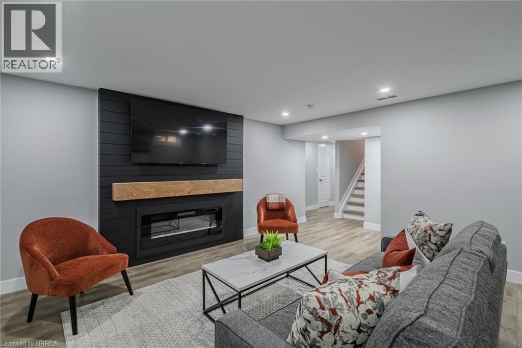 14 October Place, Brantford, Ontario  N3R 7B4 - Photo 28 - 40780486