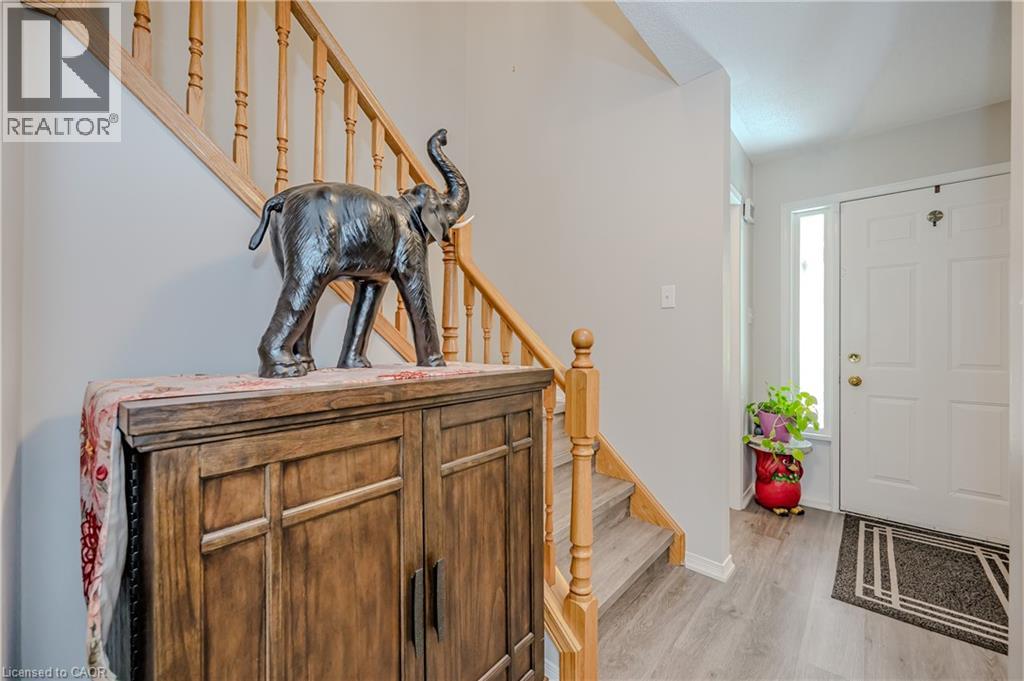 38 Elora Drive Unit# 21, Hamilton, Ontario  L9C 7L4 - Photo 18 - 40768906