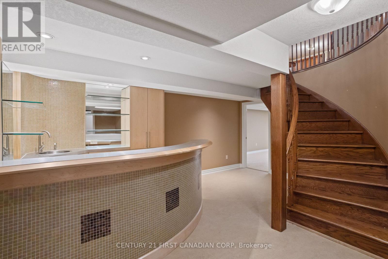 37 Outer Drive, London South, Ontario  N6P 1E1 - Photo 28 - X12479988