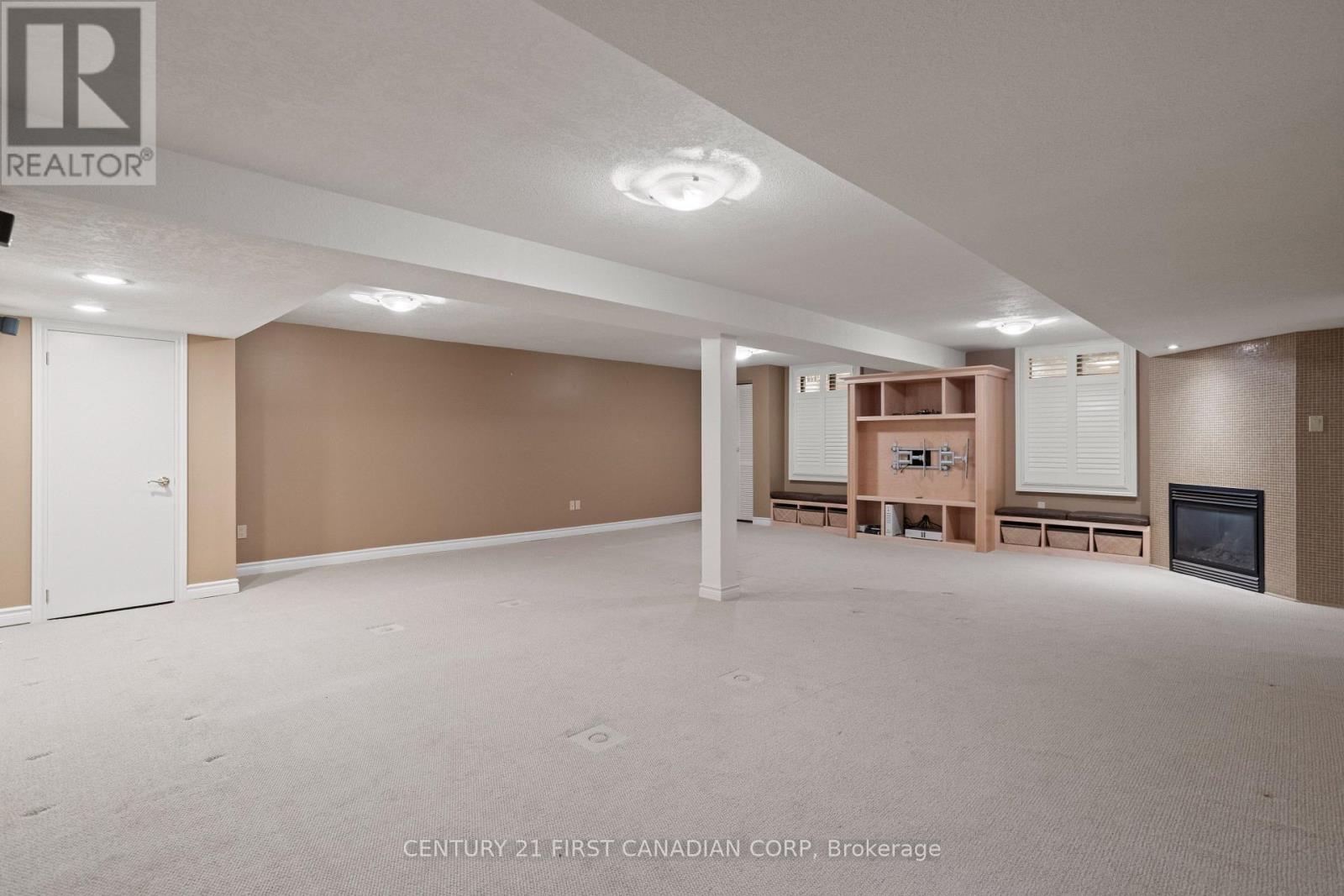 37 Outer Drive, London South, Ontario  N6P 1E1 - Photo 30 - X12479988