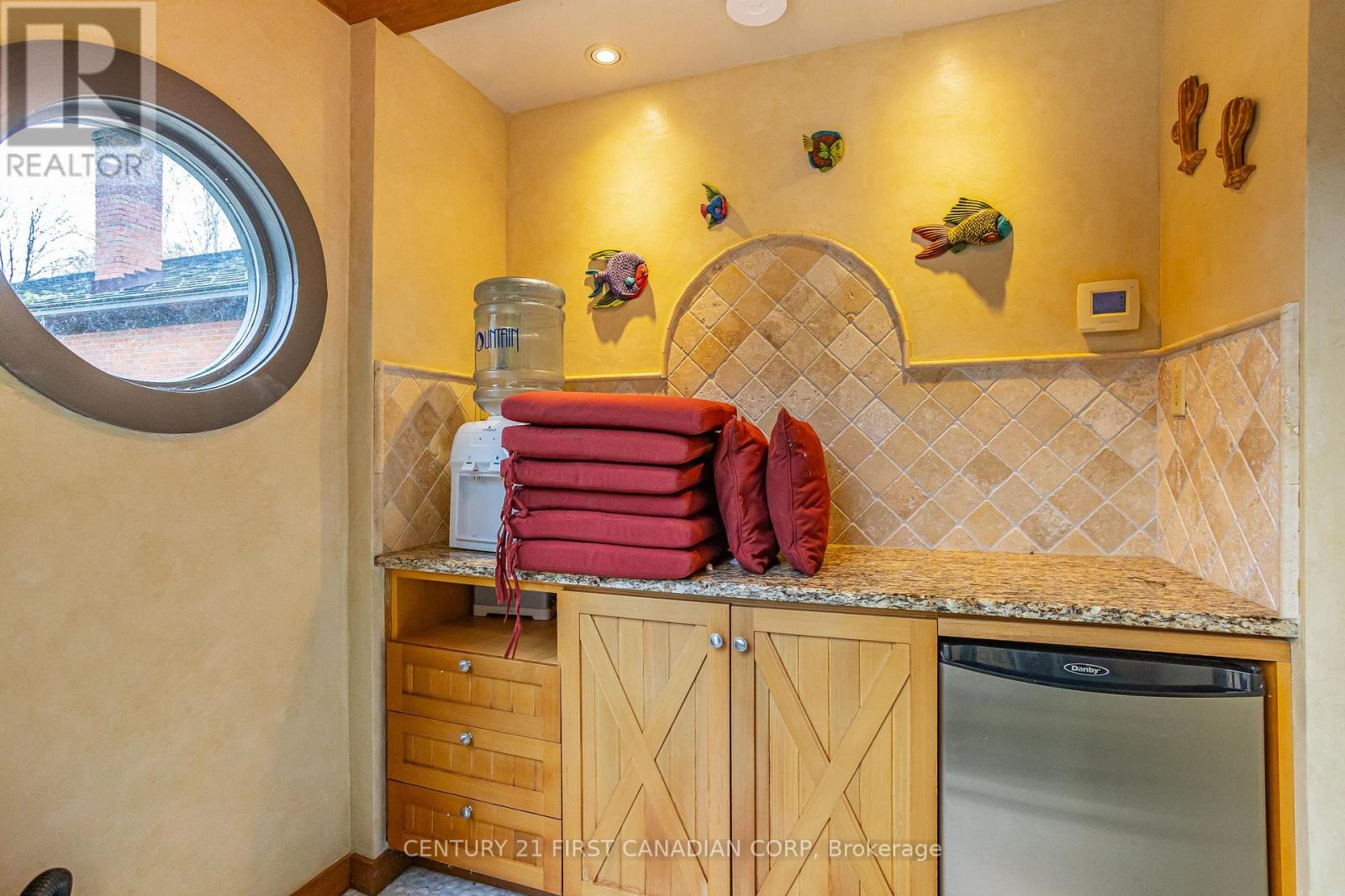 37 Outer Drive, London South, Ontario  N6P 1E1 - Photo 43 - X12479988
