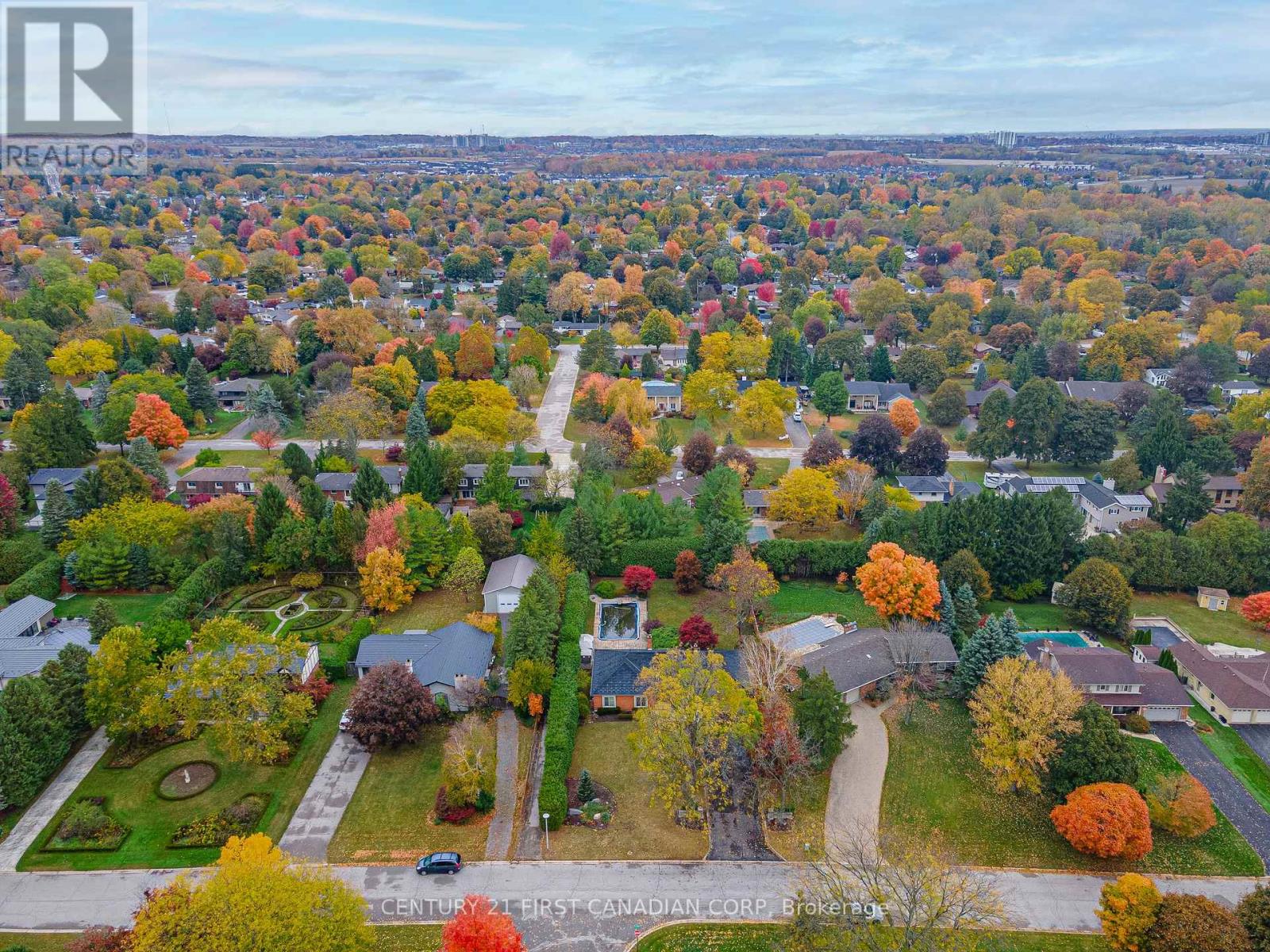 37 Outer Drive, London South, Ontario  N6P 1E1 - Photo 48 - X12479988