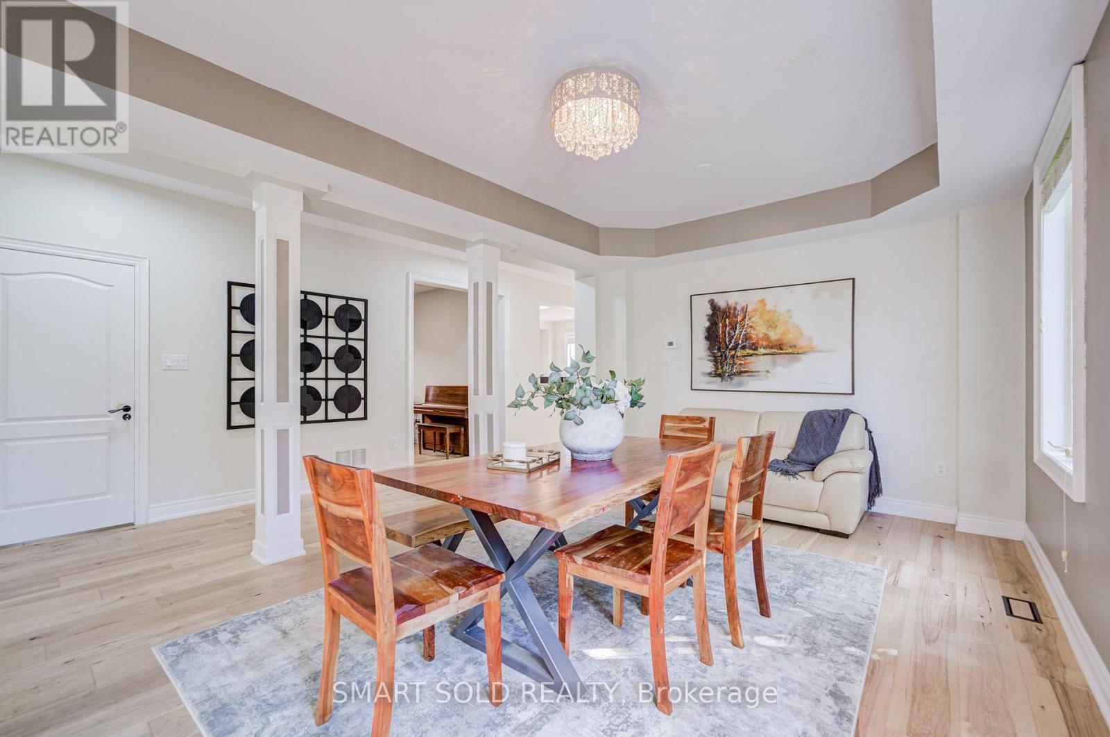 2252 Pine Glen Road, Oakville, Ontario  L6M 0G5 - Photo 11 - W12479923