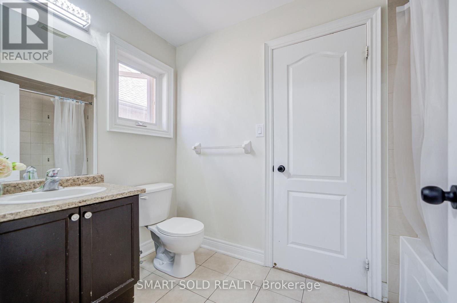 2252 Pine Glen Road, Oakville, Ontario  L6M 0G5 - Photo 35 - W12479923