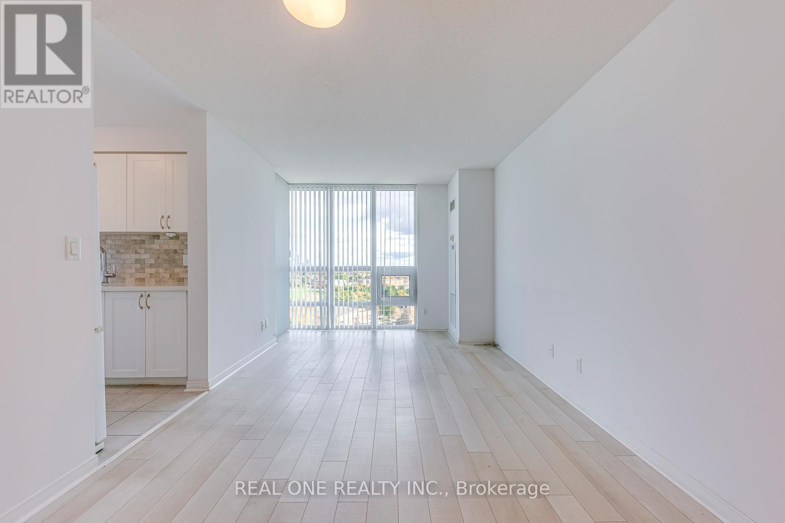 1003 - 4900 Glen Erin Drive, Mississauga, Ontario  L5M 7S2 - Photo 12 - W12479926