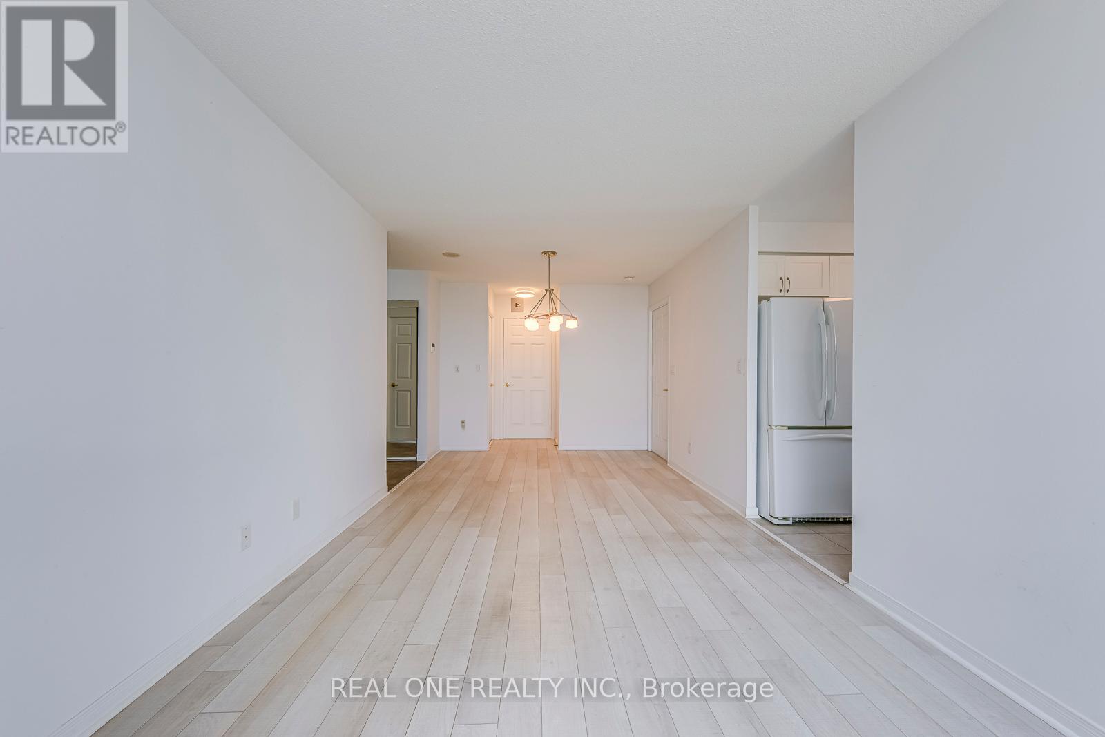 1003 - 4900 Glen Erin Drive, Mississauga, Ontario  L5M 7S2 - Photo 13 - W12479926