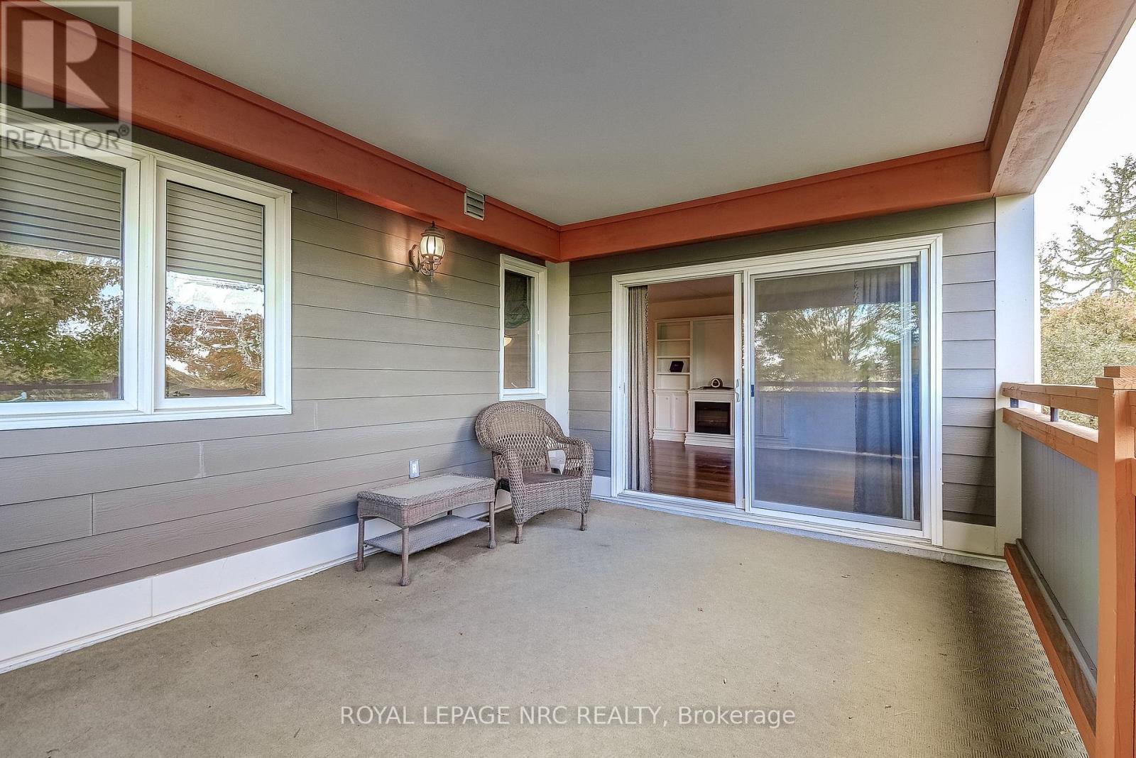 202 - 678 Line 2 Road, Niagara-On-The-Lake, Ontario  L0S 1J0 - Photo 12 - X12479966