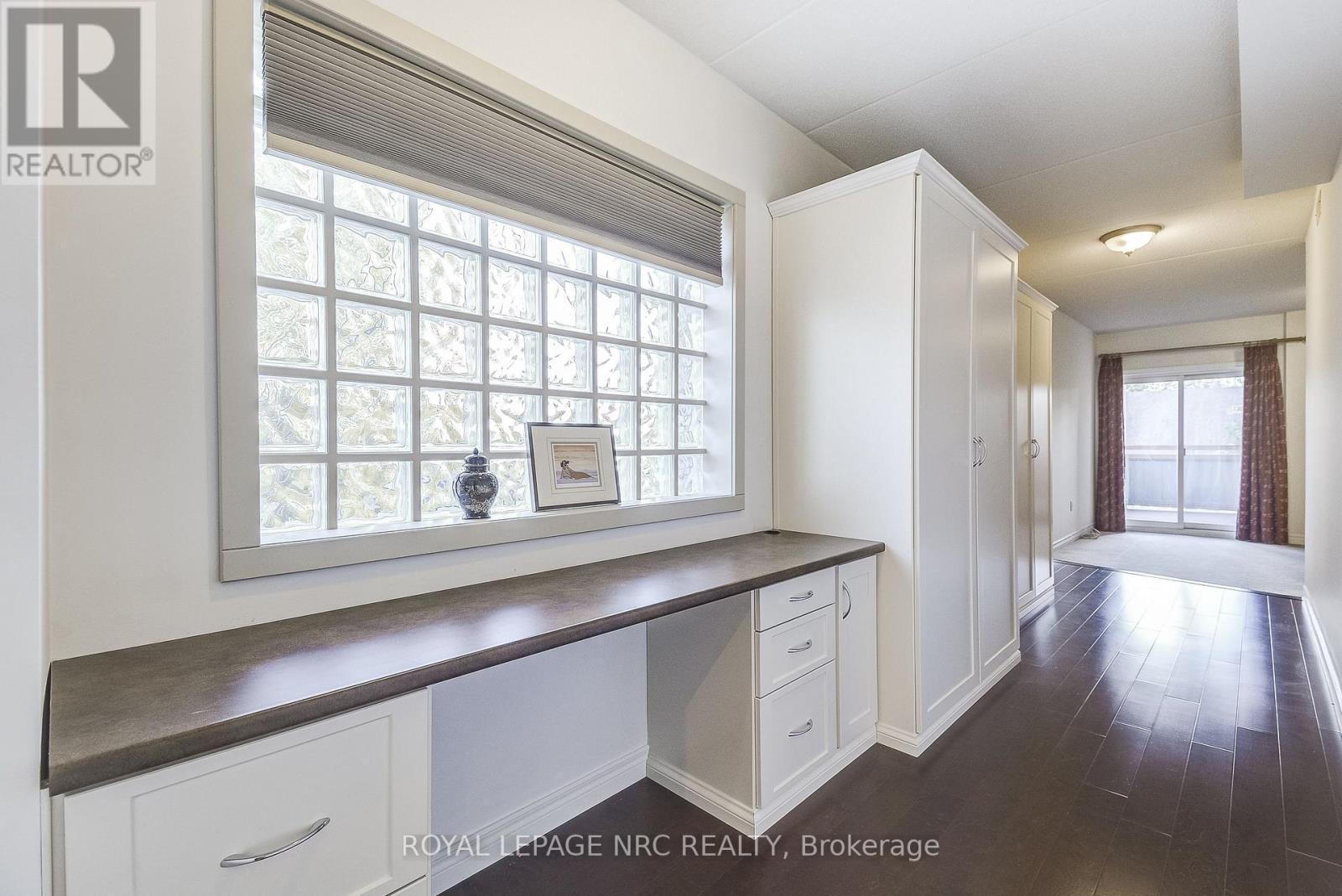 202 - 678 Line 2 Road, Niagara-On-The-Lake, Ontario  L0S 1J0 - Photo 28 - X12479966