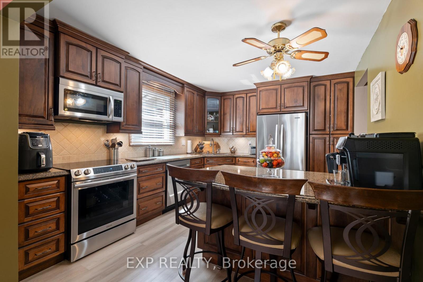 38 Capri Street, Thorold, Ontario  L2V 4S8 - Photo 12 - X12479999