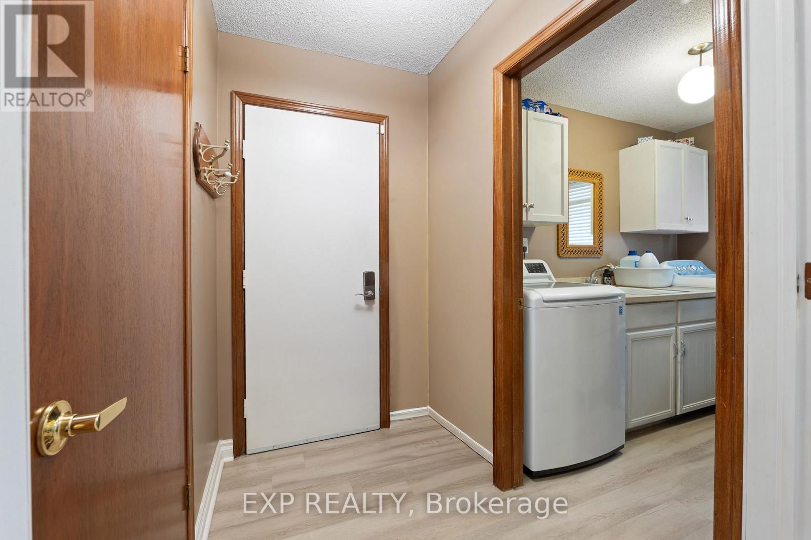 38 Capri Street, Thorold, Ontario  L2V 4S8 - Photo 14 - X12479999