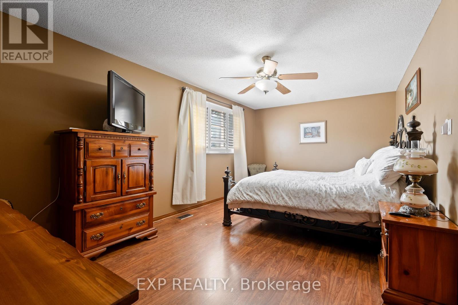 38 Capri Street, Thorold, Ontario  L2V 4S8 - Photo 18 - X12479999