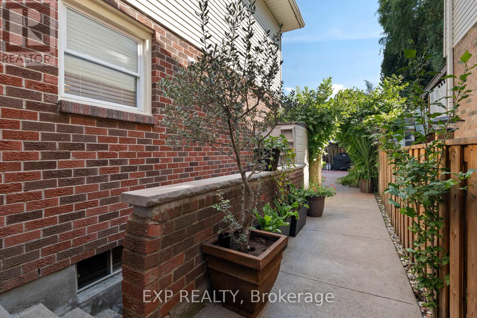 38 Capri Street, Thorold, Ontario  L2V 4S8 - Photo 30 - X12479999