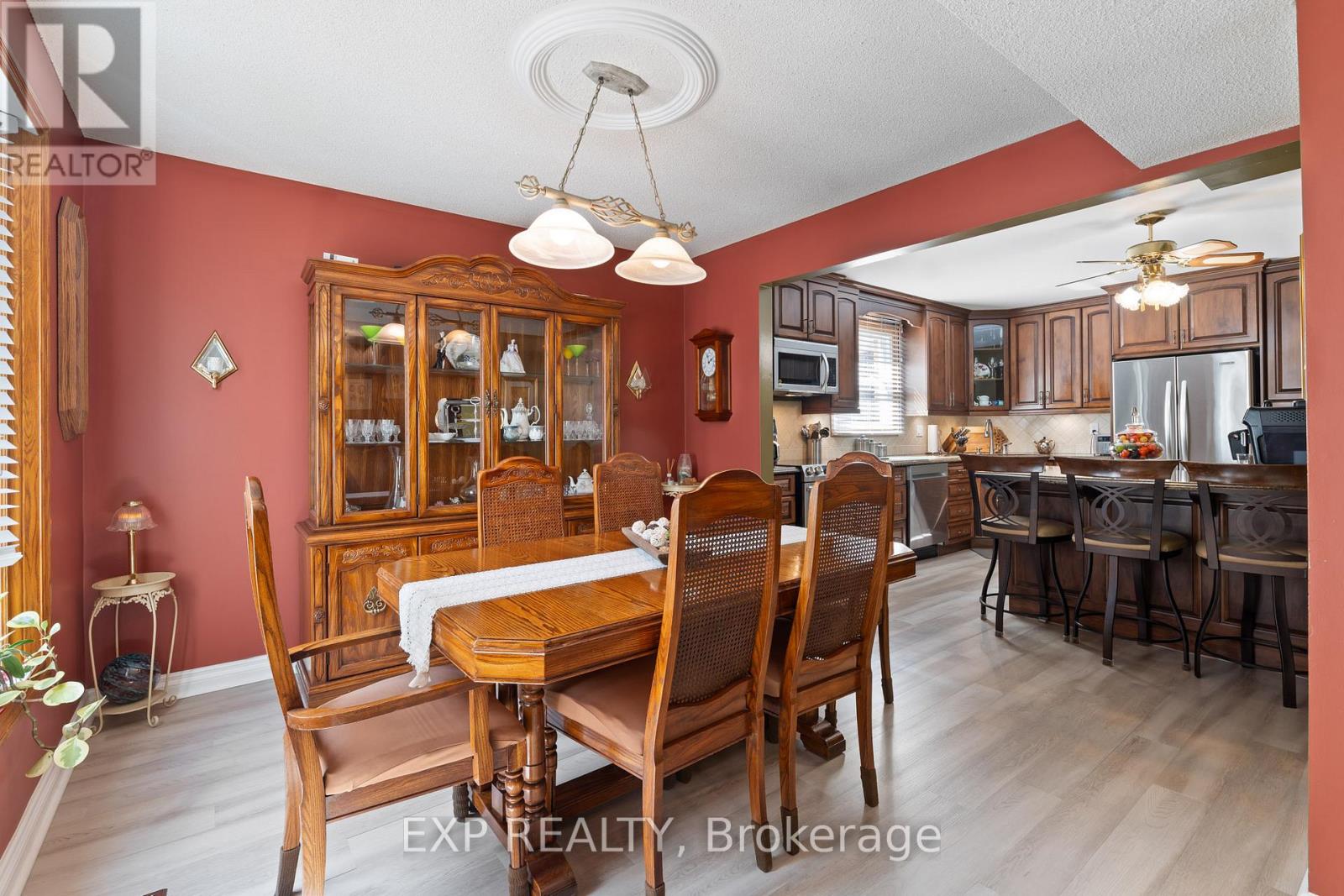 38 Capri Street, Thorold, Ontario  L2V 4S8 - Photo 9 - X12479999