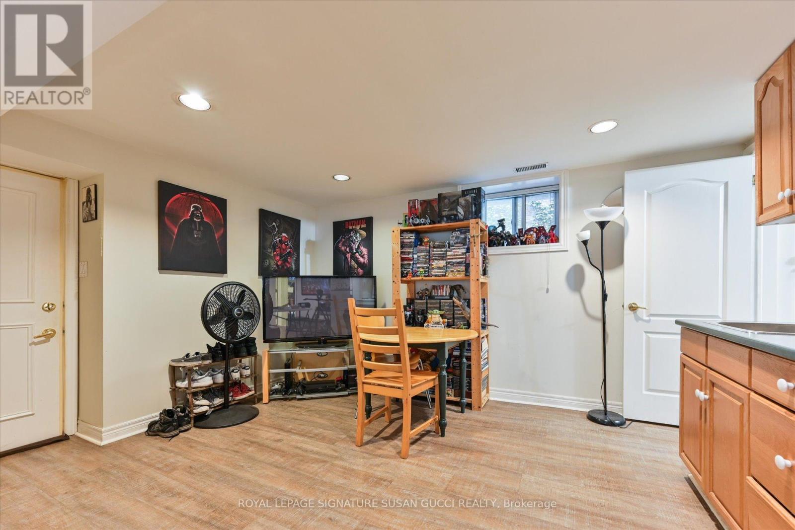 454 Donlands Avenue, Toronto, Ontario  M4J 3S5 - Photo 34 - E12443229