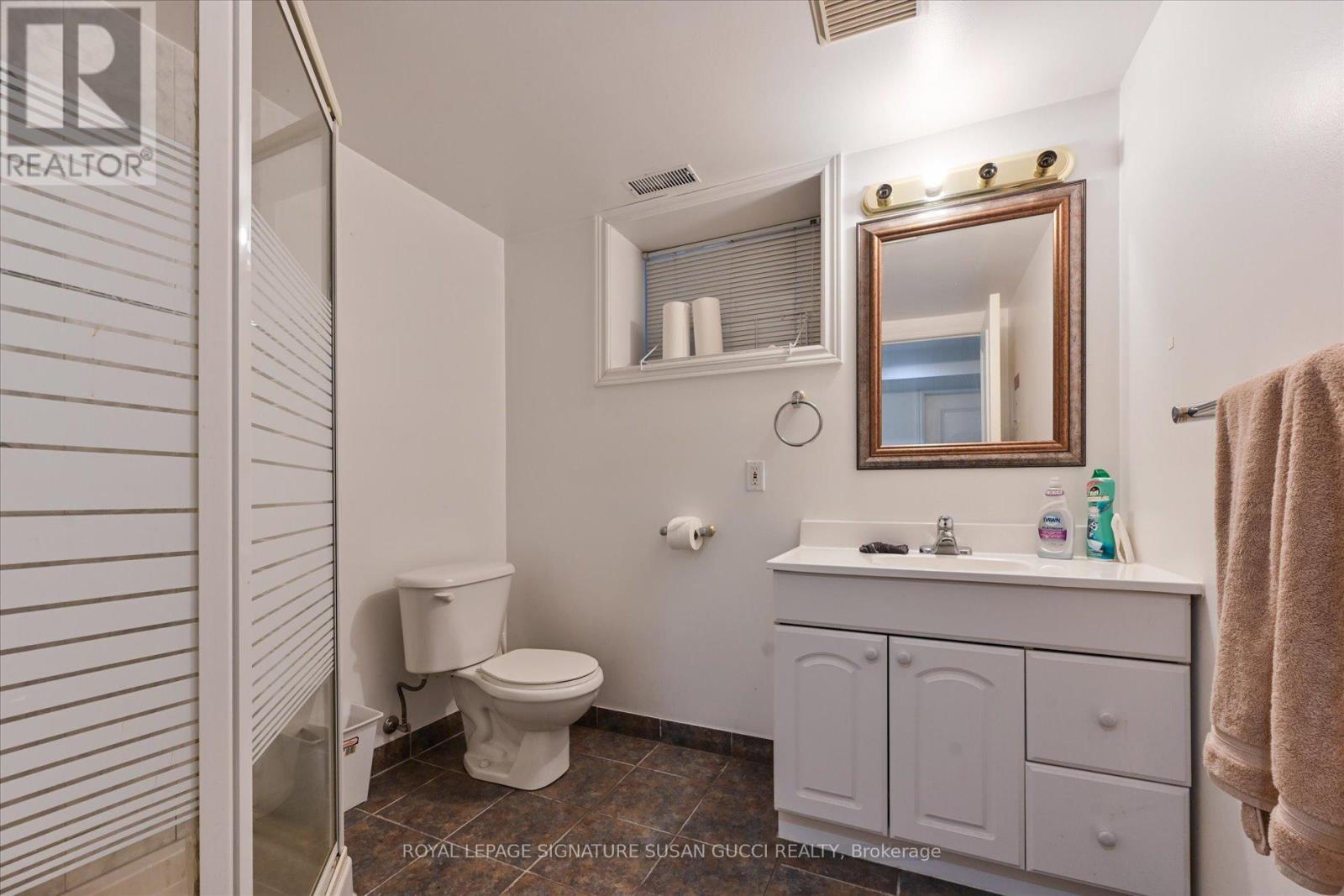 454 Donlands Avenue, Toronto, Ontario  M4J 3S5 - Photo 39 - E12443229