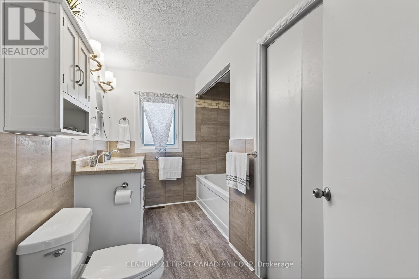 70 Jane Street, Chatham-Kent, Ontario  N0P 1A0 - Photo 26 - X12479862