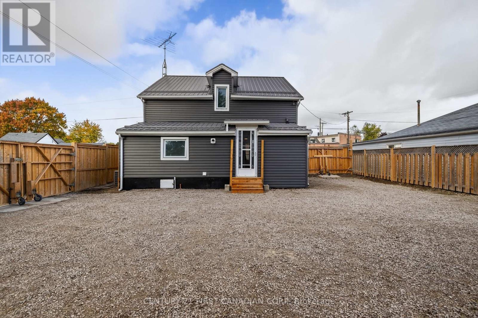 70 Jane Street, Chatham-Kent, Ontario  N0P 1A0 - Photo 36 - X12479862