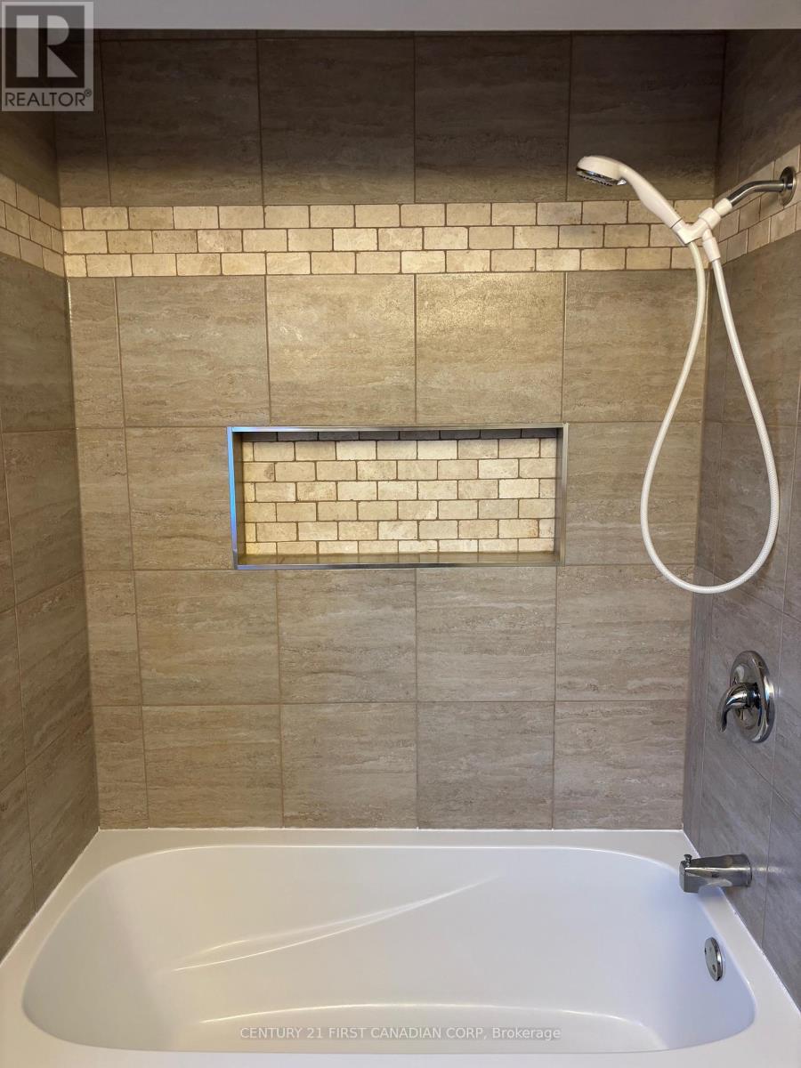 70 Jane Street, Chatham-Kent, Ontario  N0P 1A0 - Photo 49 - X12479862