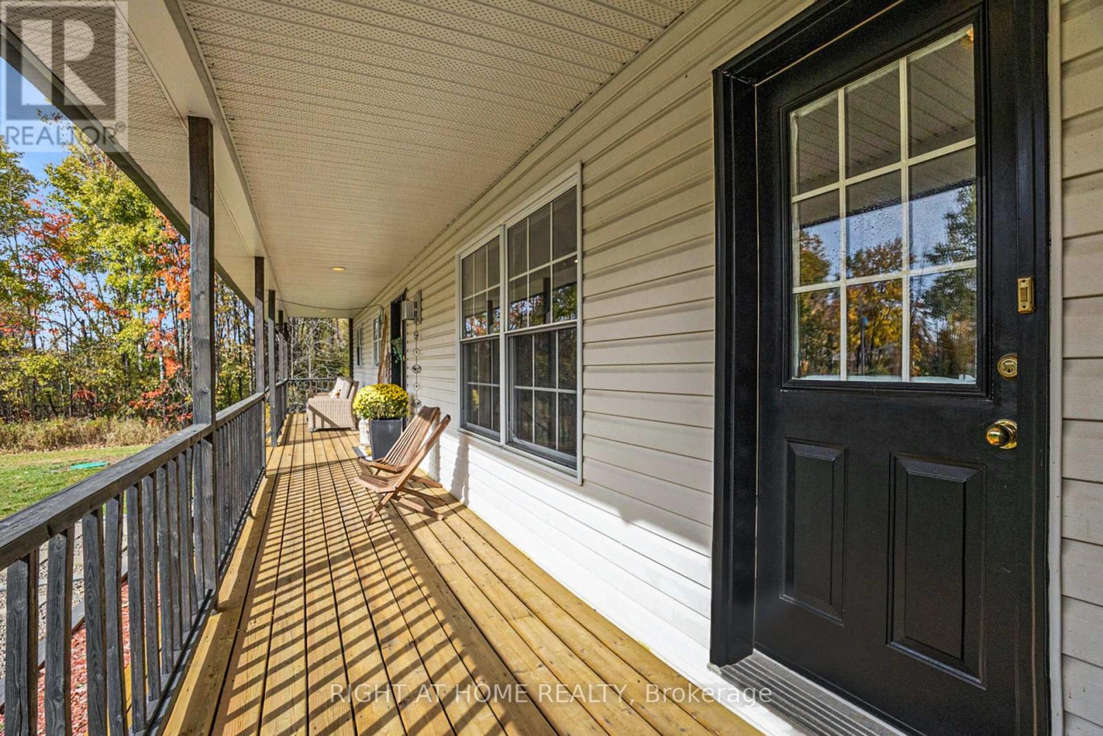 2849 Blanchfield Road, Ottawa, Ontario  K0A 2W0 - Photo 3 - X12475051