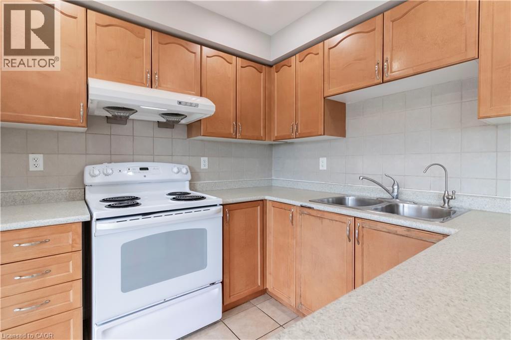 350 Garth Massey Drive, Cambridge, Ontario  N1T 2K4 - Photo 11 - 40780723