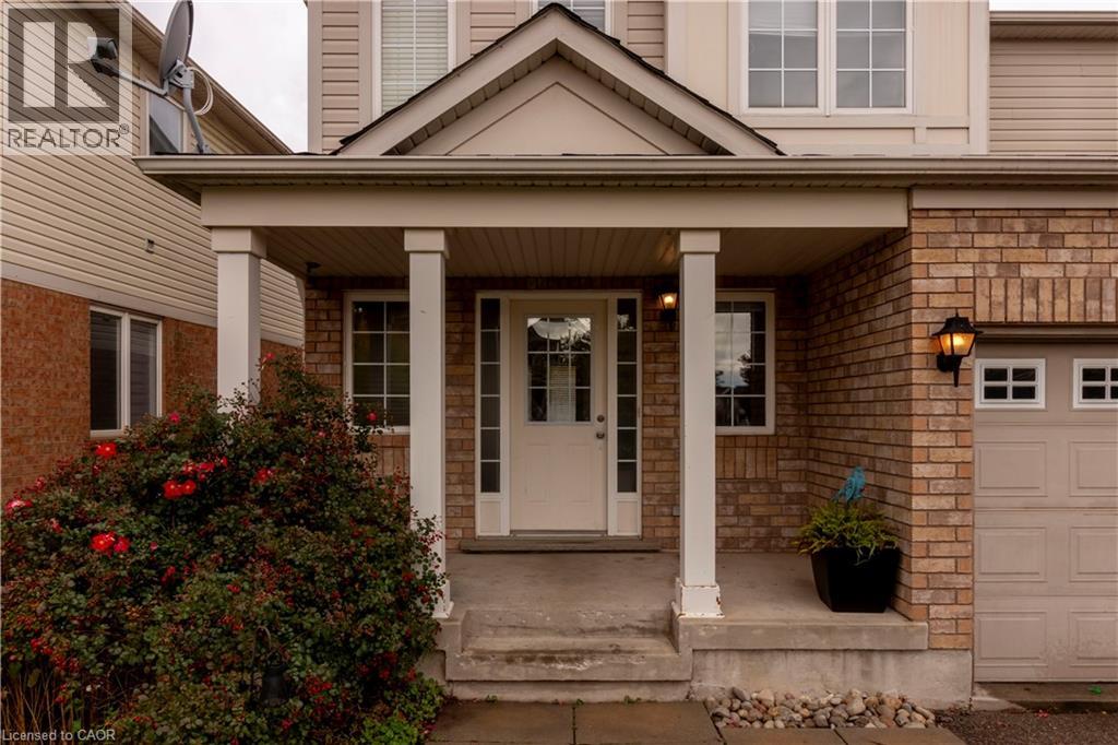 350 Garth Massey Drive, Cambridge, Ontario  N1T 2K4 - Photo 3 - 40780723