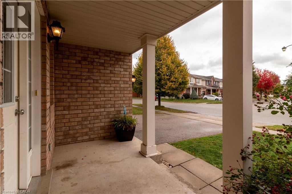 350 Garth Massey Drive, Cambridge, Ontario  N1T 2K4 - Photo 5 - 40780723