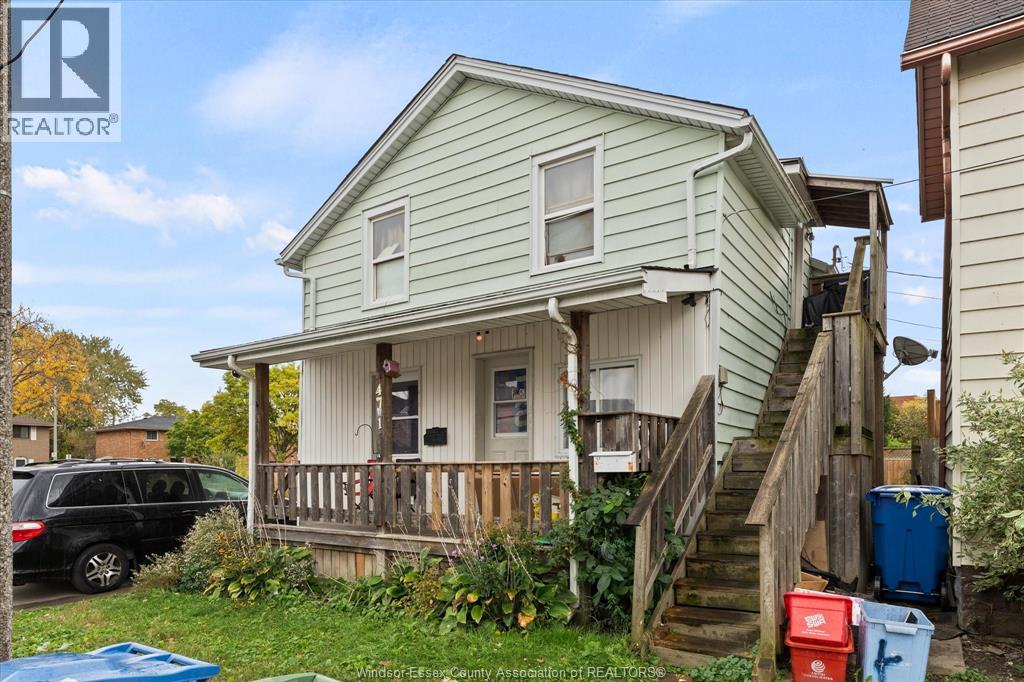471 Tuscarora Street, Windsor, Ontario  N9A 3M1 - Photo 3 - 25027049
