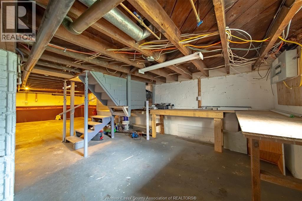 1157 Gladstone Avenue, Windsor, Ontario  N9A 2R9 - Photo 37 - 25026782