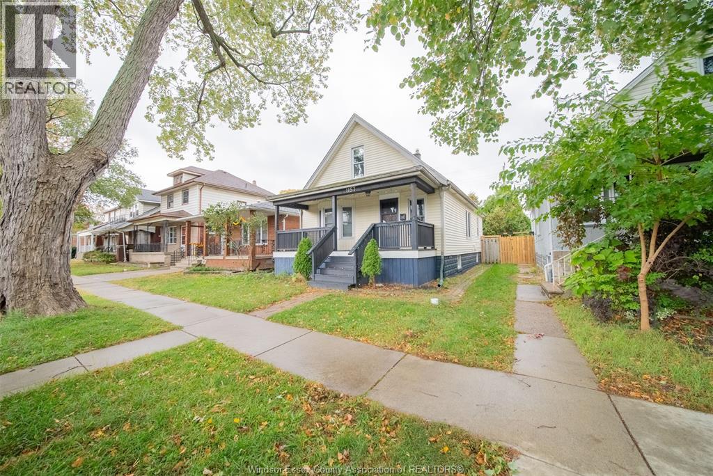 1157 Gladstone Avenue, Windsor, Ontario  N9A 2R9 - Photo 4 - 25026782