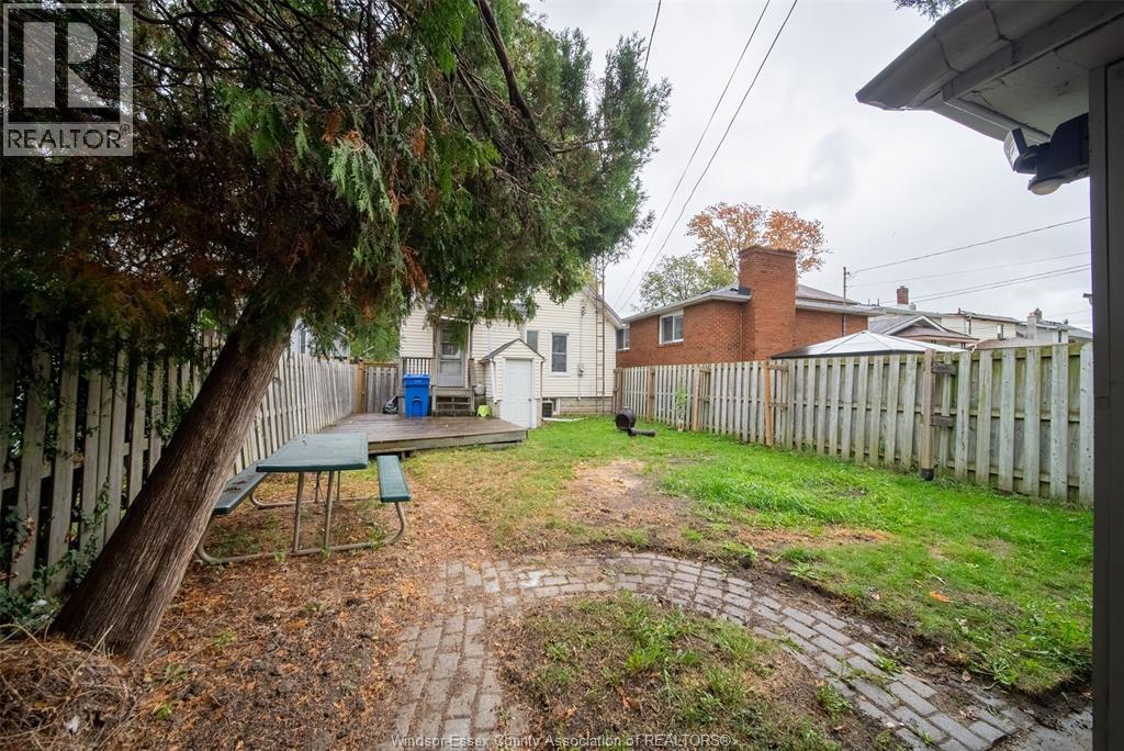 1157 Gladstone Avenue, Windsor, Ontario  N9A 2R9 - Photo 50 - 25026782