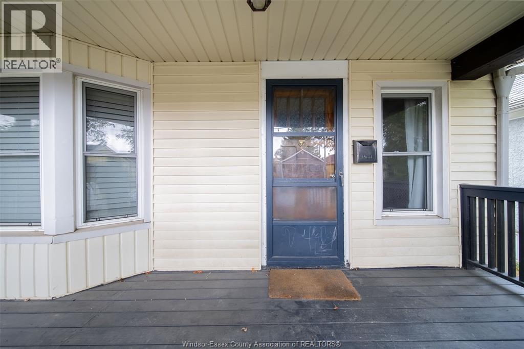 1157 Gladstone Avenue, Windsor, Ontario  N9A 2R9 - Photo 7 - 25026782