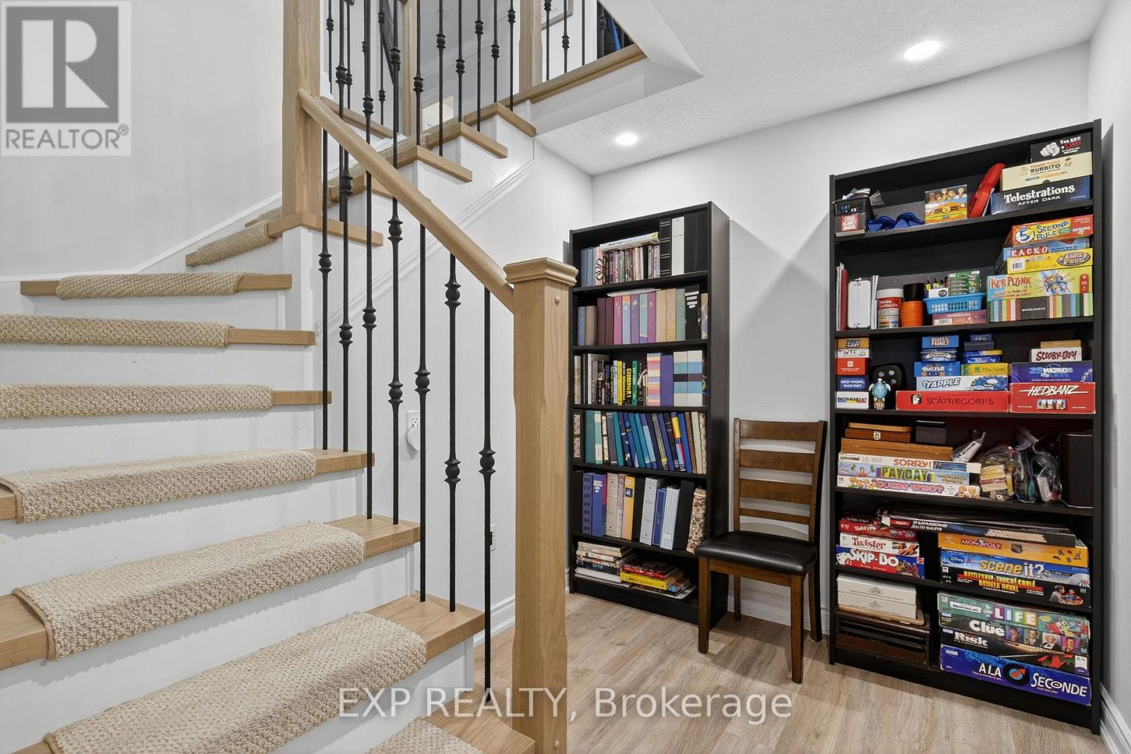 7 Pacific Avenue, Barrie, Ontario  L4M 7E7 - Photo 20 - S12463165