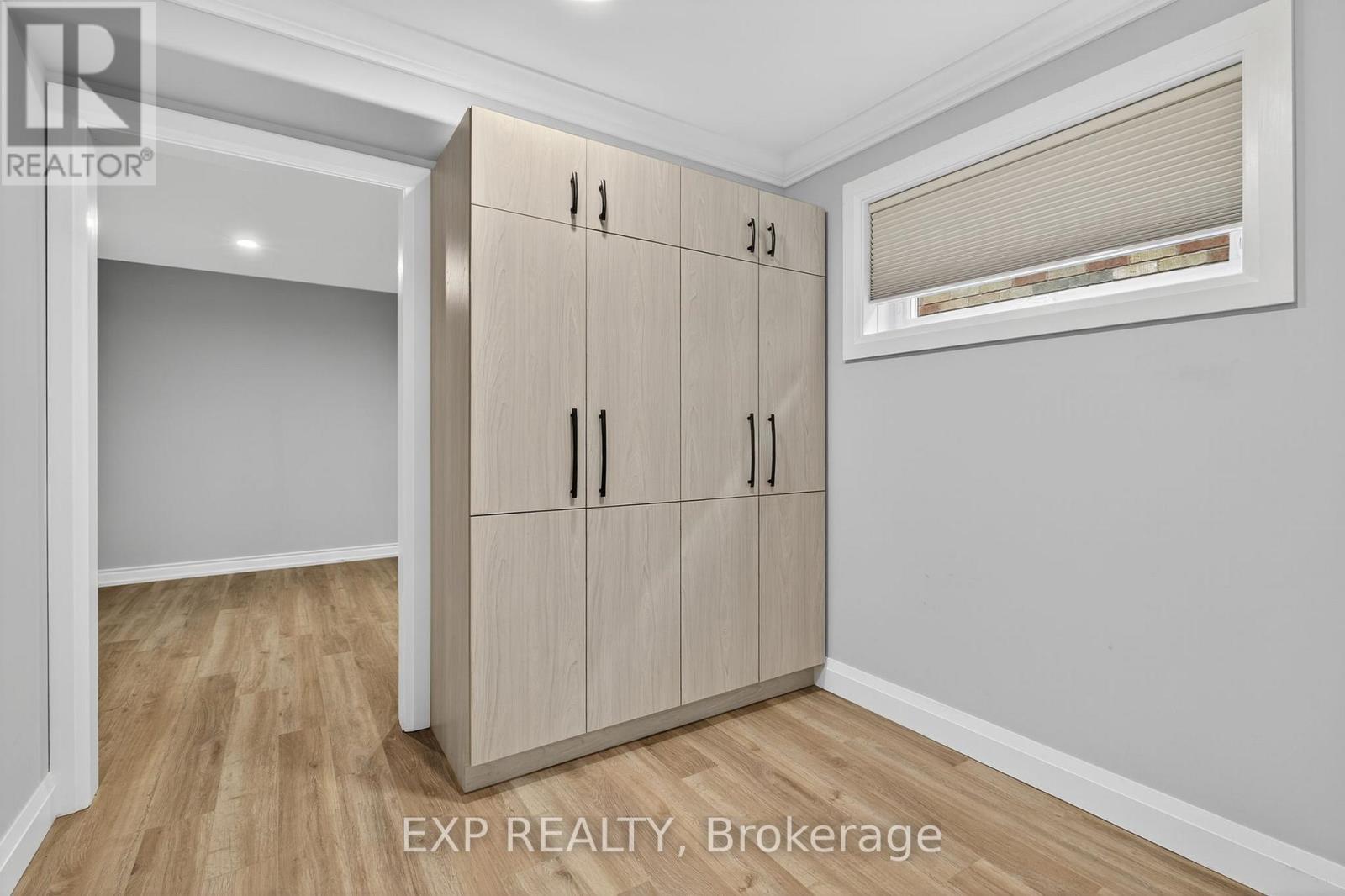 7 Pacific Avenue, Barrie, Ontario  L4M 7E7 - Photo 23 - S12463165