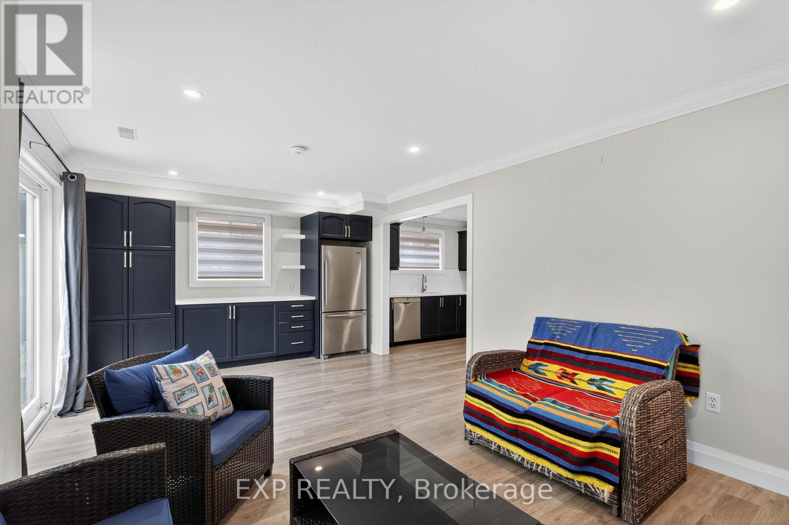 7 Pacific Avenue, Barrie, Ontario  L4M 7E7 - Photo 28 - S12463165