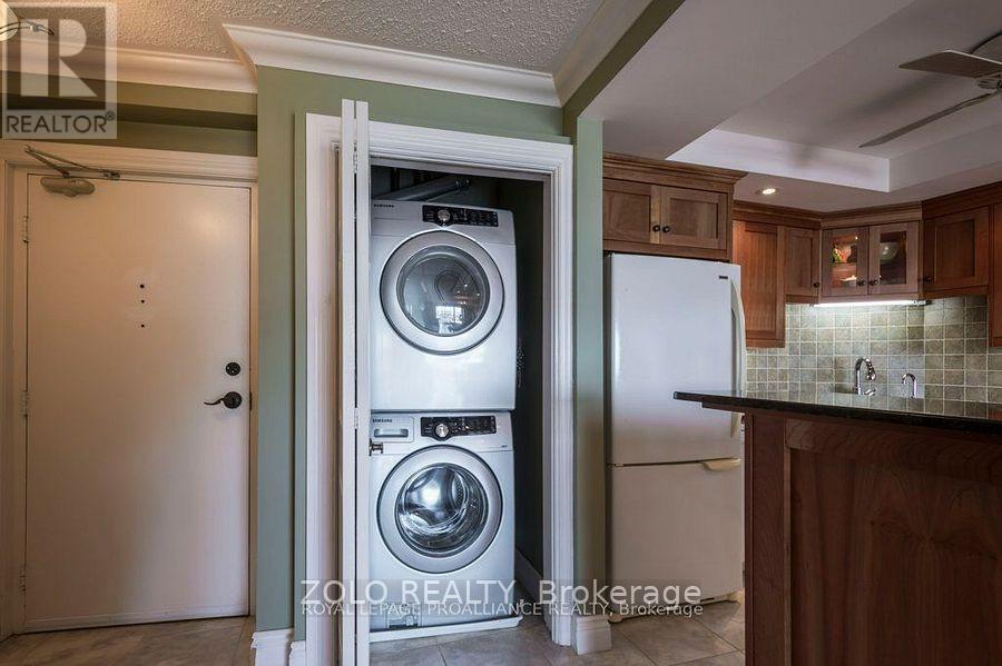 402 - 2 South Front Street, Belleville, Ontario  K8N 5K7 - Photo 21 - X12479918