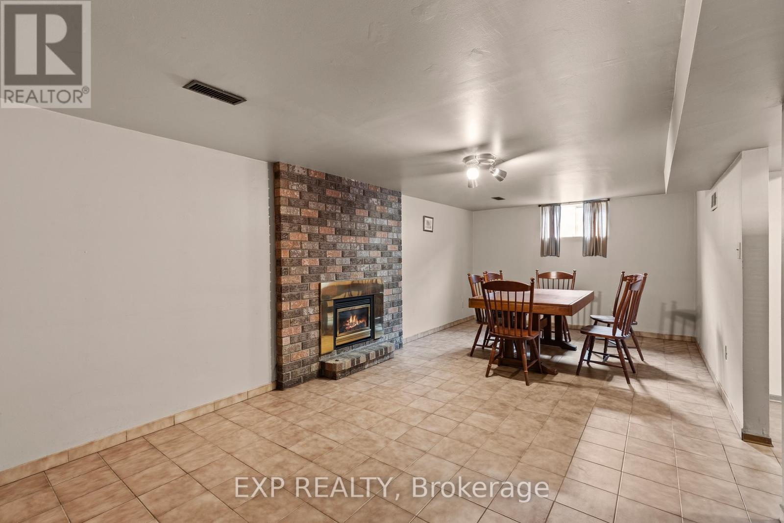 477 East 38th Street, Hamilton, Ontario  L8V 4G7 - Photo 20 - X12479924