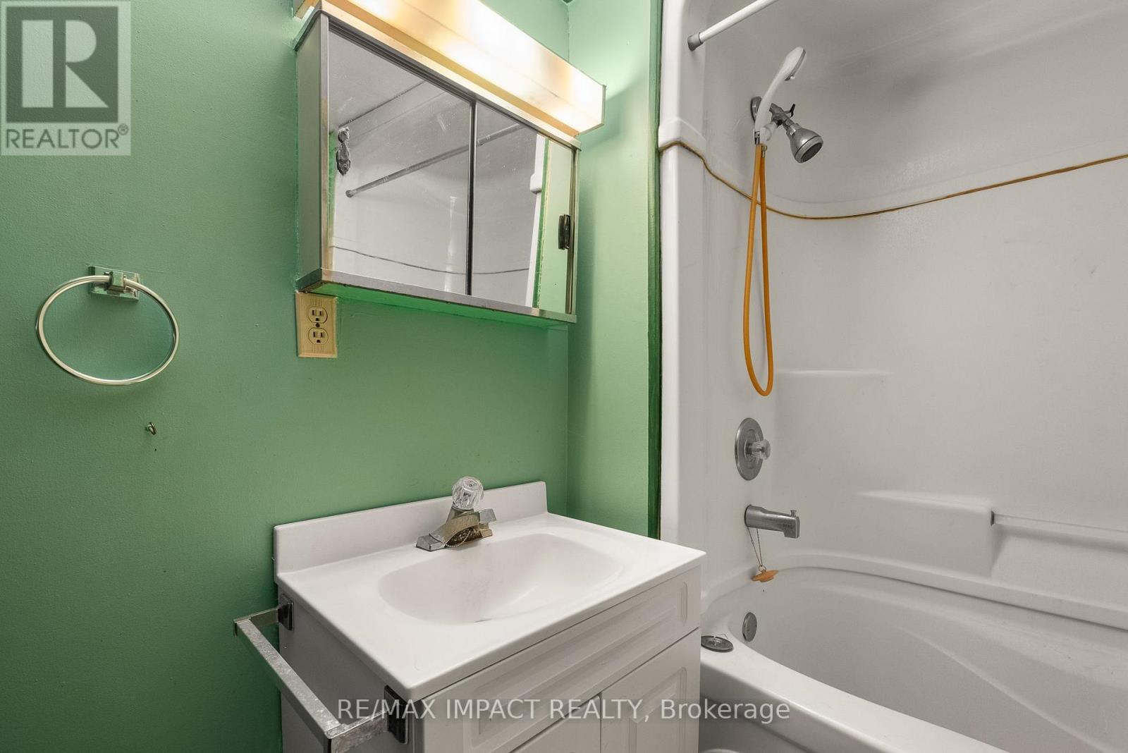 5372 Young Street, Hamilton Township, Ontario  K0K 2H0 - Photo 31 - X12480014