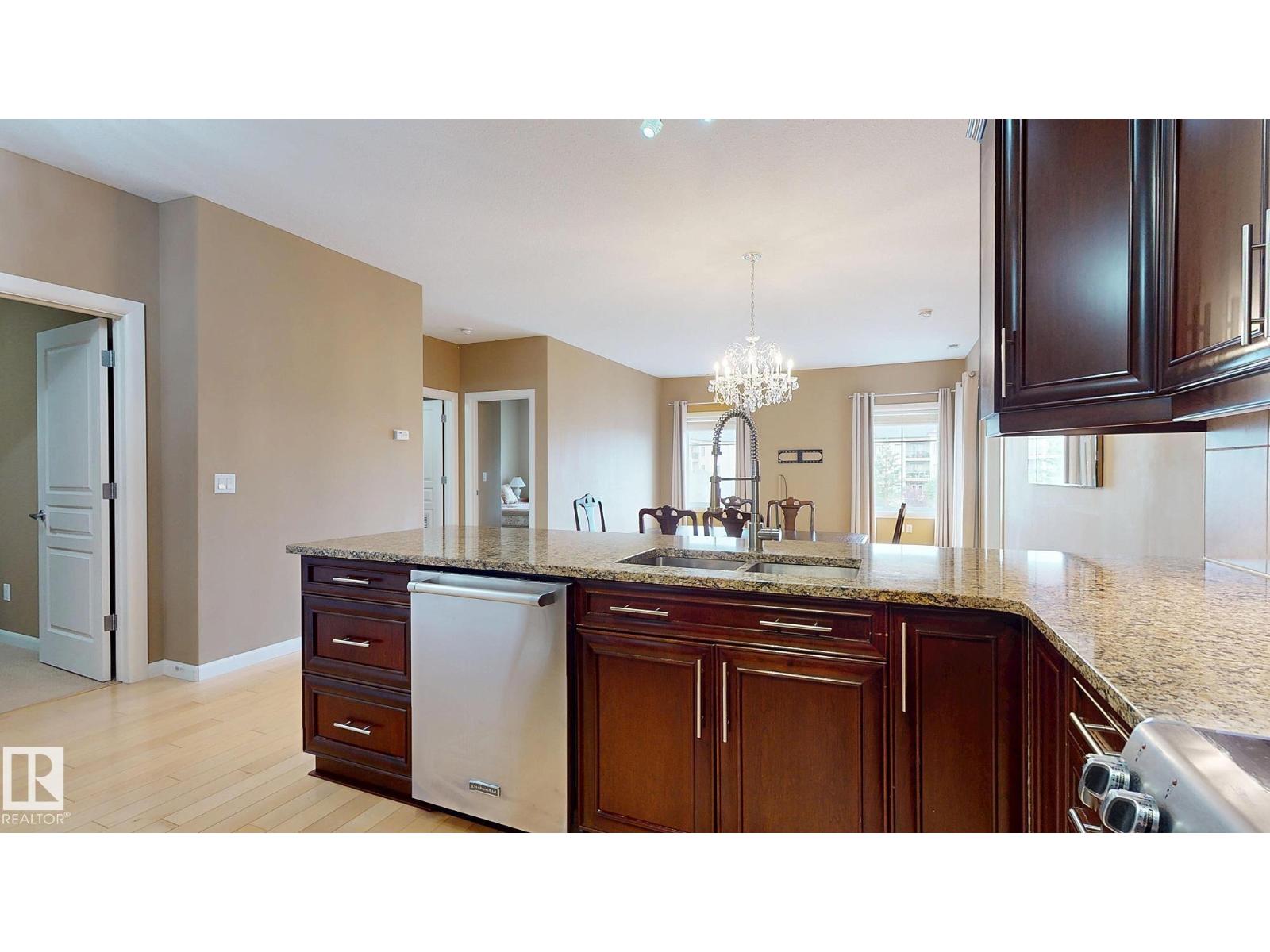 #340 160 Magrath Rd Nw, Edmonton, Alberta  T6R 3T7 - Photo 11 - E4463316
