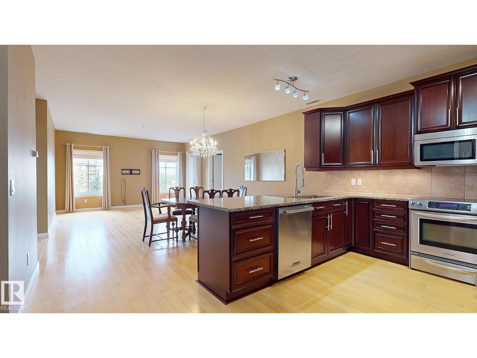 #340 160 Magrath Rd Nw, Edmonton, Alberta  T6R 3T7 - Photo 8 - E4463316