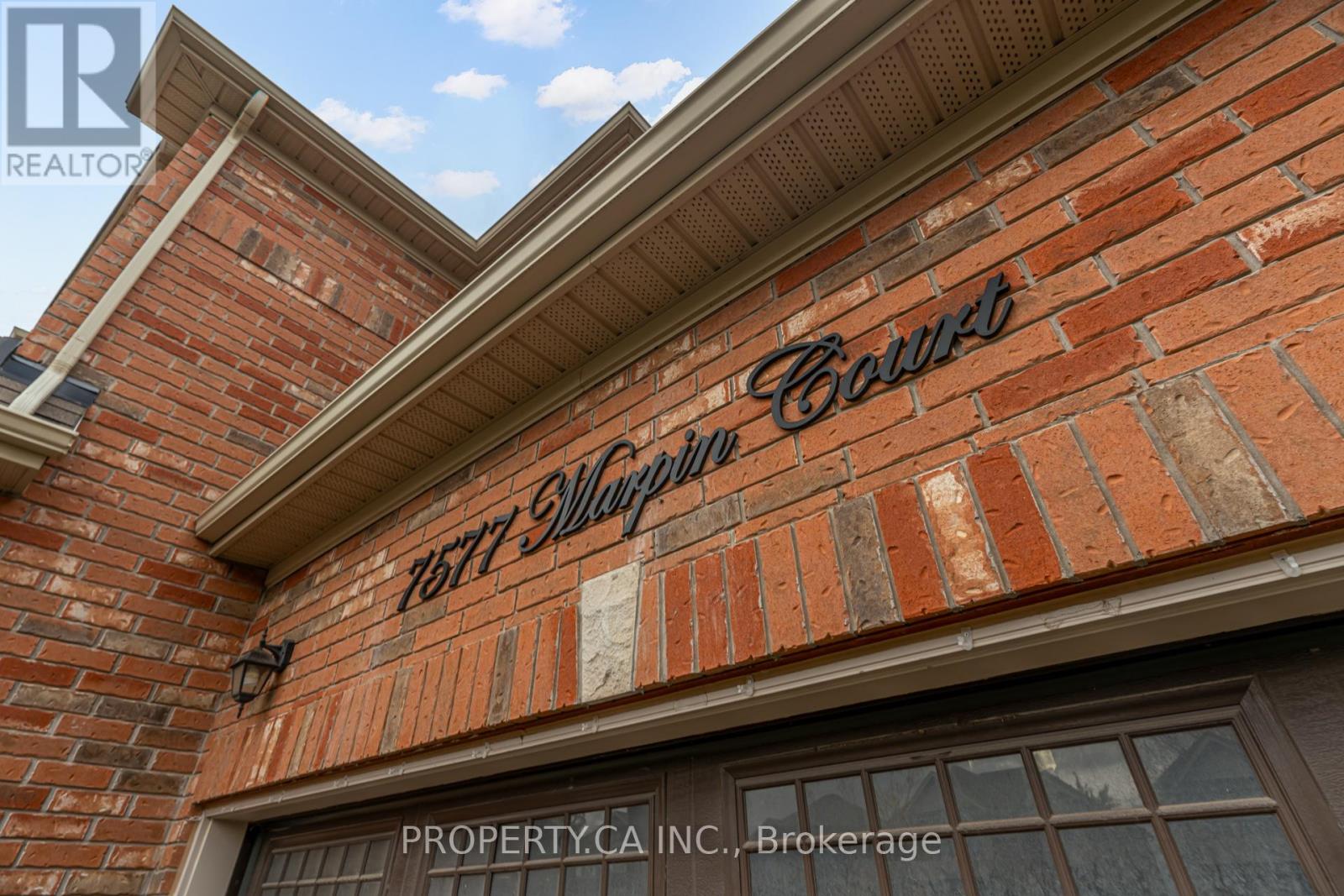 7577 Marpin Court, Niagara Falls, Ontario  L2H 0P3 - Photo 3 - X12479293
