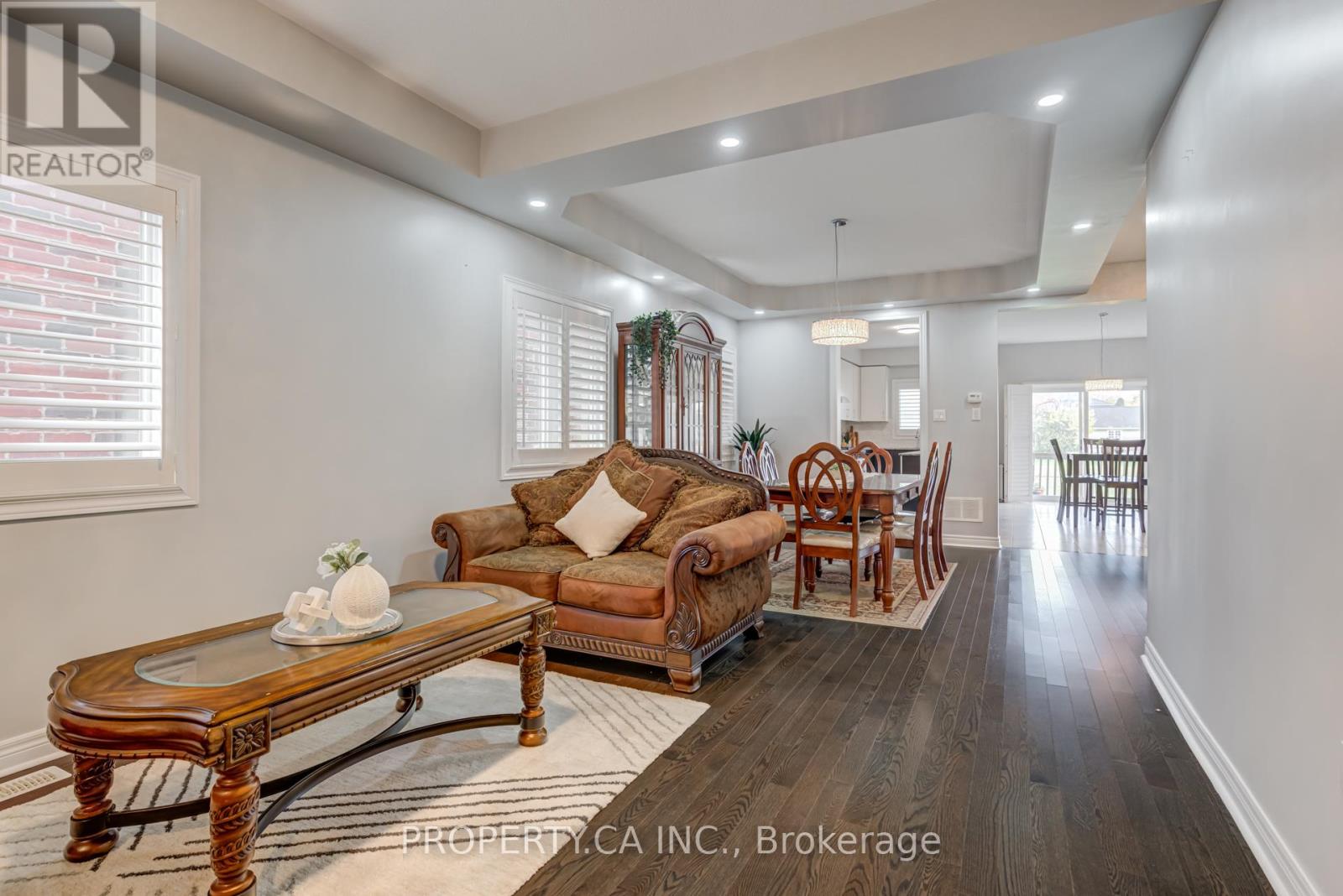 7577 Marpin Court, Niagara Falls, Ontario  L2H 0P3 - Photo 6 - X12479293