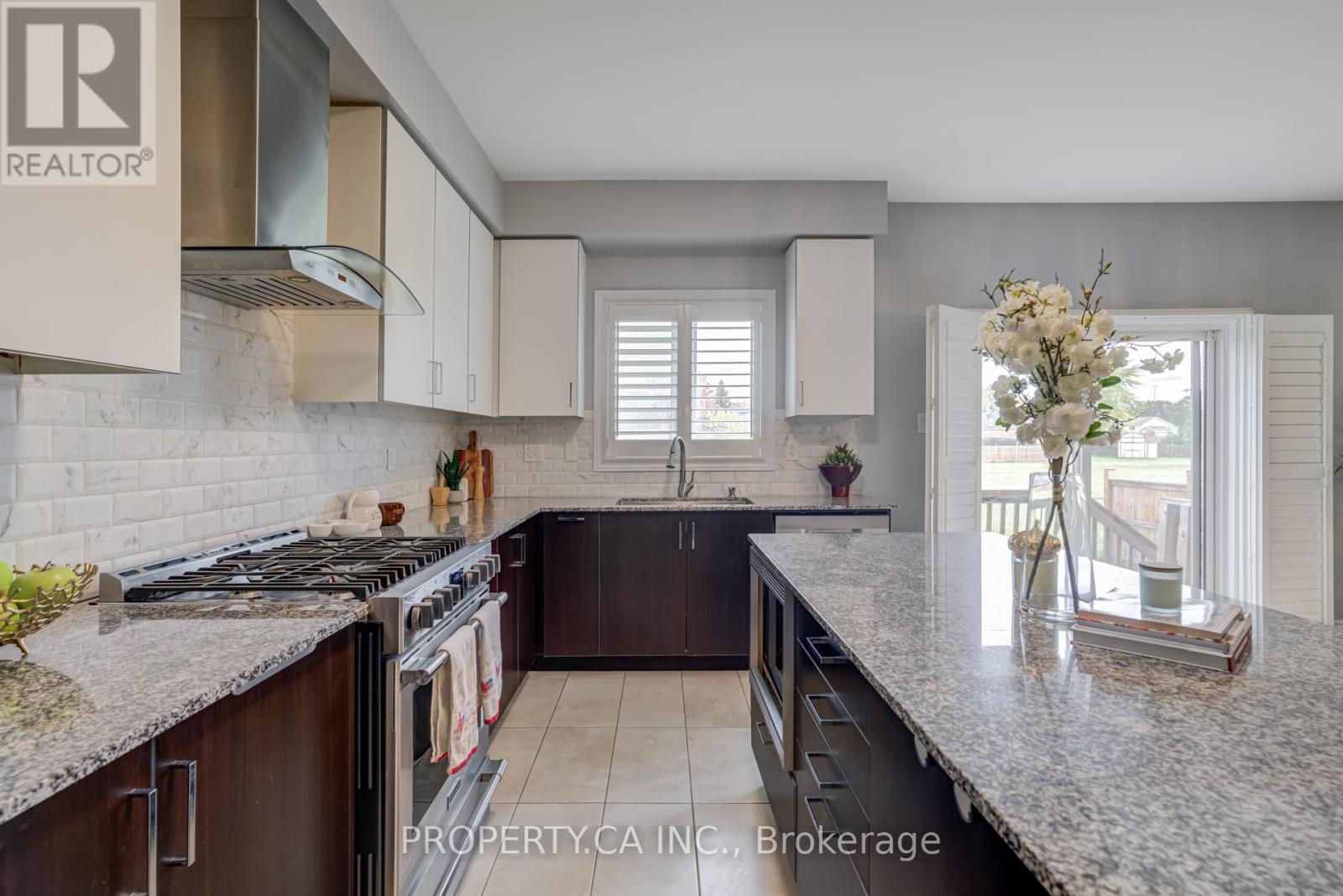 7577 Marpin Court, Niagara Falls, Ontario  L2H 0P3 - Photo 10 - X12479293